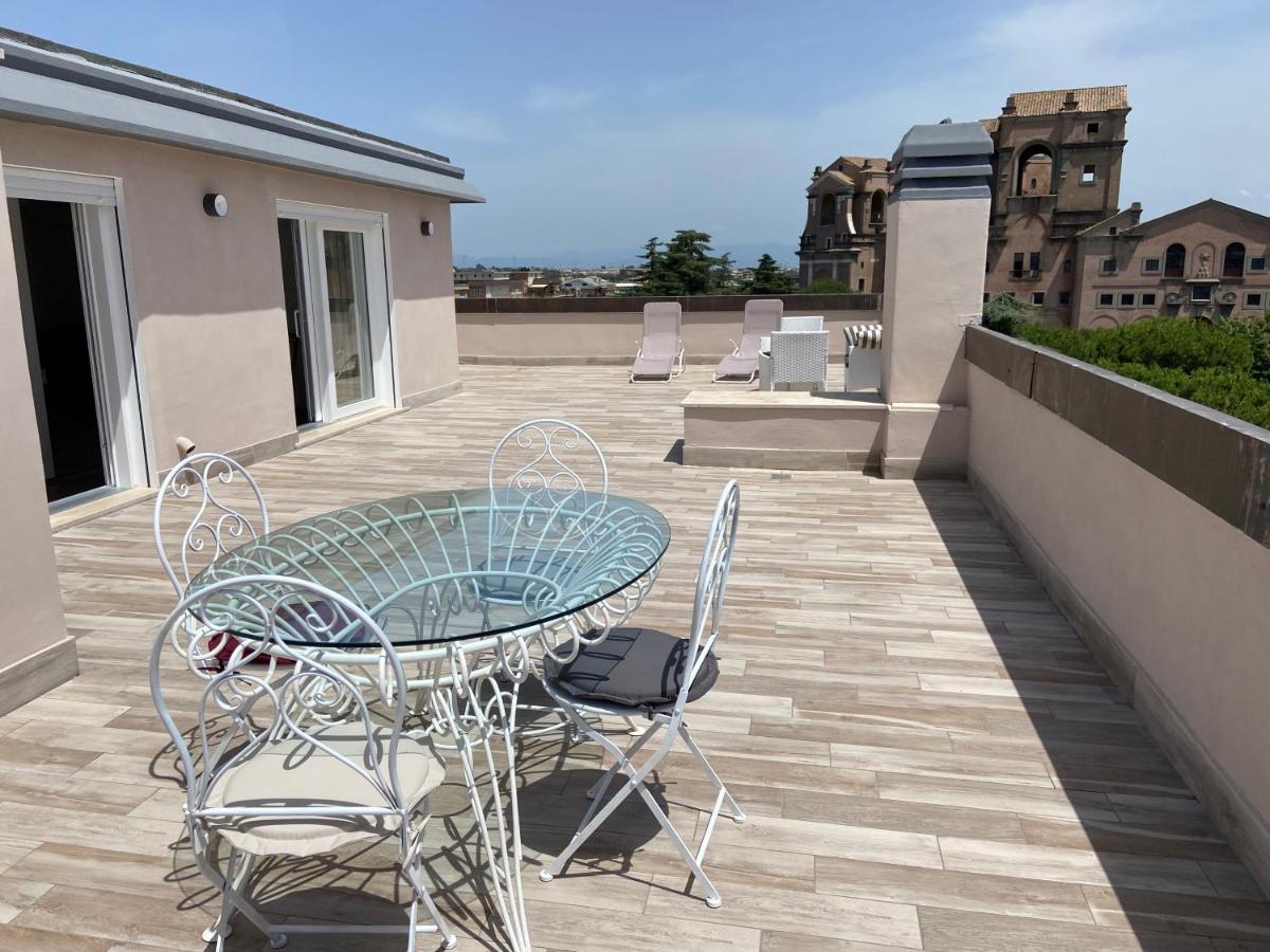 Апартаменты Attico Panoramico Luxury Roma Экстерьер фото